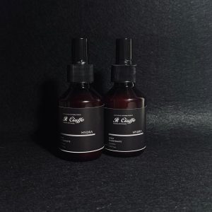 Spray rigenerante Hydra Keratin per capelli lisci e setosi.